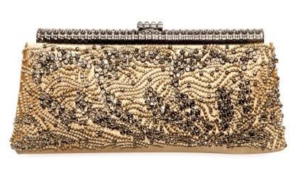 Clutch dorado de Valentino